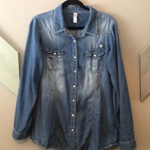 Denim snap button down
